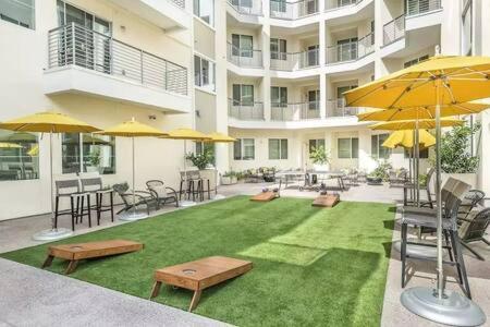 Paradise Cozysuites With Pool And Jacuzzi 11 ฟีนิกซ์ ภายนอก รูปภาพ