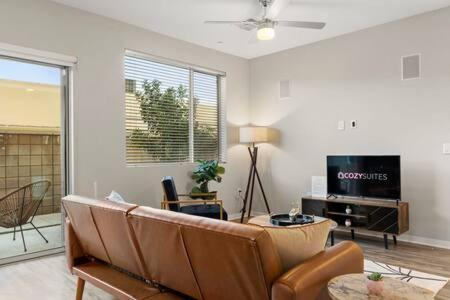 Paradise Cozysuites With Pool And Jacuzzi 11 ฟีนิกซ์ ภายนอก รูปภาพ