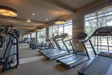 Paradise Cozysuites With Pool And Jacuzzi 11 ฟีนิกซ์ ภายนอก รูปภาพ