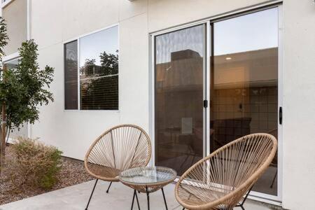 Paradise Cozysuites With Pool And Jacuzzi 11 ฟีนิกซ์ ภายนอก รูปภาพ